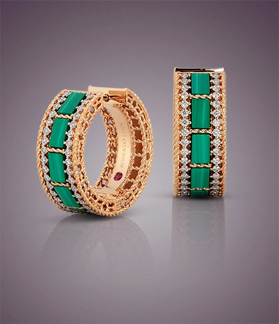 Transform your green and golden metal earring photos with professional jewelry retouching services for online store perfection